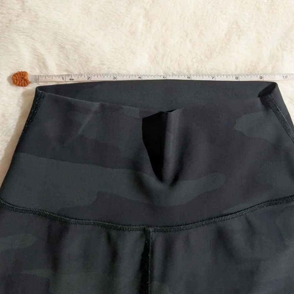 Alo Yoga | High Waist Camo Leggings | Women's Size XS